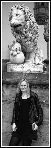 Sarah  the Medici Lion