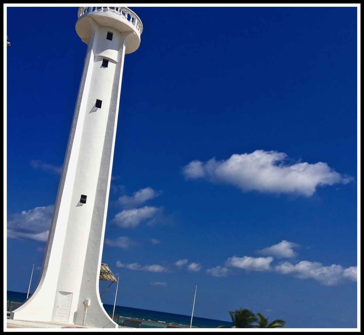 12 LIGHTHOUSE AT COSTA MAYA