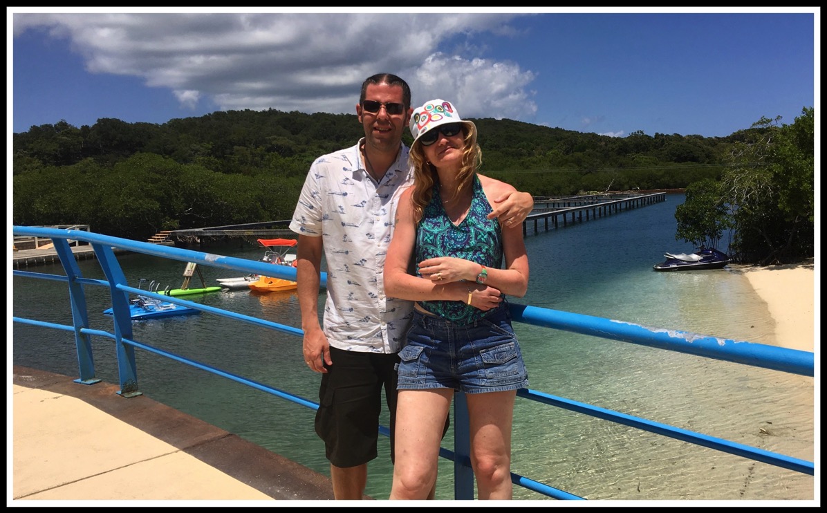 8 Roatan Me and Sarah